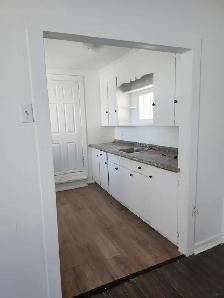 68 St John #3 - 3BR West, New Updates, Heat Included - Photo 12