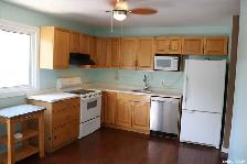 950 Sq feet 3 bedroom Bungalow house for Mar 1st, Avalon Area - Photo 6