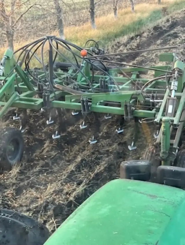 Concord Air Seeder - Photo 3