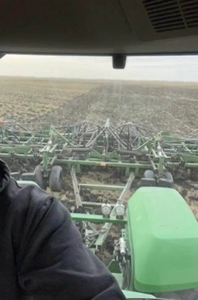 Concord Air Seeder - Photo 4