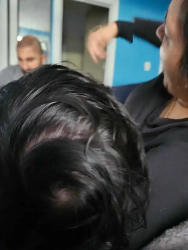 looking for a babysitter - Photo 2