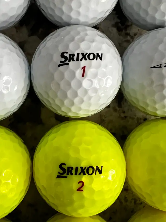 Srixon Z-Star XV used golf balls in excellent condition. - Photo 2