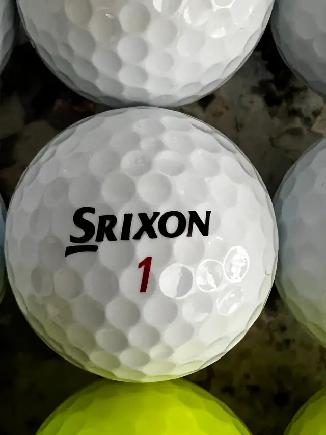 Srixon Z-Star XV used golf balls in excellent condition. - Photo 5