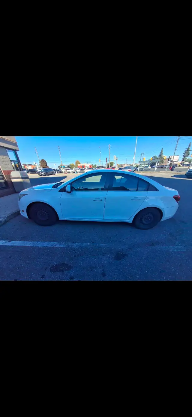 2012 Chevy Cruze - Photo 3