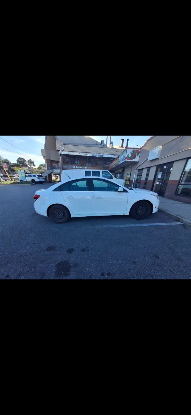 2012 Chevy Cruze - Photo 4