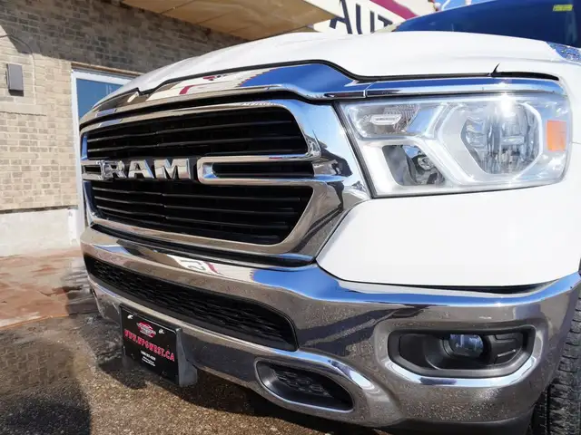 2019 Ram 1500 Big Horn 4x4 Quad Cab 6'4 Box LOADED, VERY CLEAN! - Photo 17