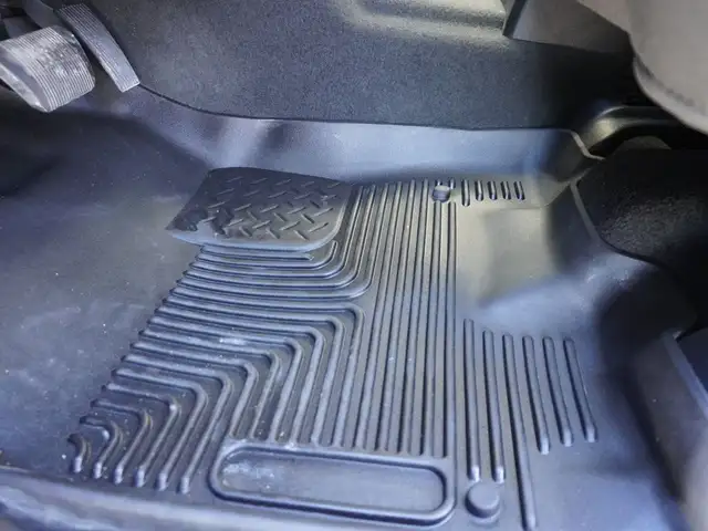 2019 Ram 1500 Big Horn 4x4 Quad Cab 6'4 Box LOADED, VERY CLEAN! - Photo 25