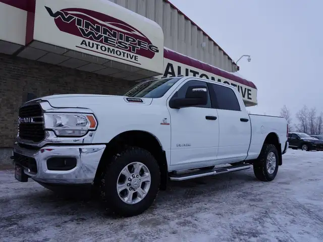 2023 Dodge Ram 2500 BIG HORN CUMMINS LOW KMS VERY CLEAN INSIDE & - Photo 4