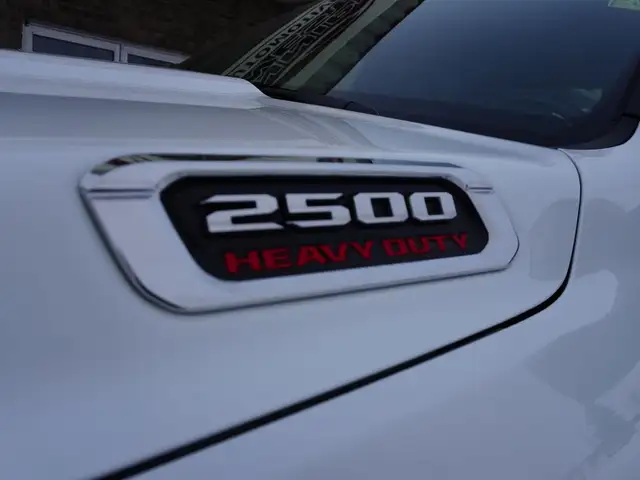 2023 Dodge Ram 2500 BIG HORN CUMMINS LOW KMS VERY CLEAN INSIDE & - Photo 5