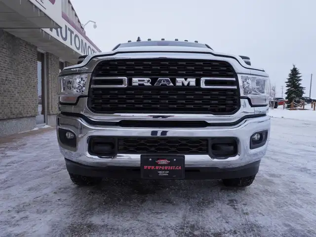 2023 Dodge Ram 2500 BIG HORN CUMMINS LOW KMS VERY CLEAN INSIDE & - Photo 8