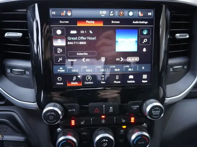 2023 Dodge Ram 2500 BIG HORN CUMMINS LOW KMS VERY CLEAN INSIDE & - Photo 32