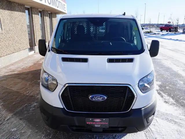 2024 Ford Transit Cargo Van T-250 148 RARE AWD CARGO VAN, LOW KM - Photo 7