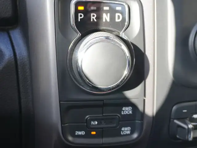 2023 Ram 1500 Classic SLT 4x4 CREW CAB, VERY CLEAN, LOW KMS, LIK - Photo 38