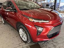 2023 Chevrolet Bolt EUV FWD 4dr LT - Photo 7