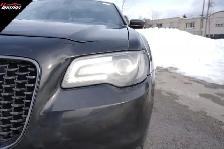 2016 Chrysler 300 4dr Sdn 300S RWD | LOADED | NO ACCIDENTS - Photo 10