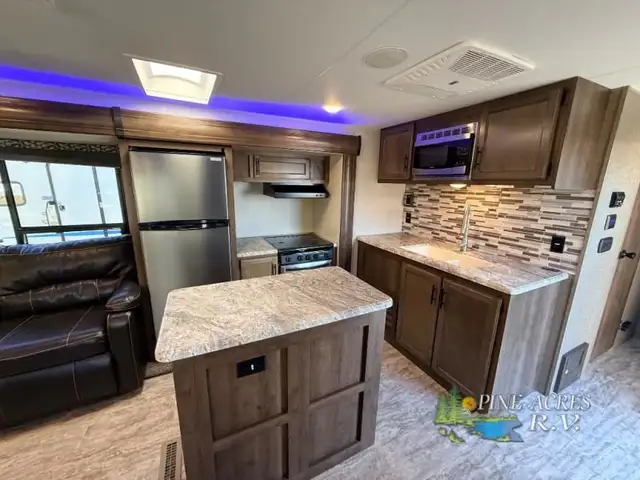 2019 KZ Connect C303RL - Photo 4