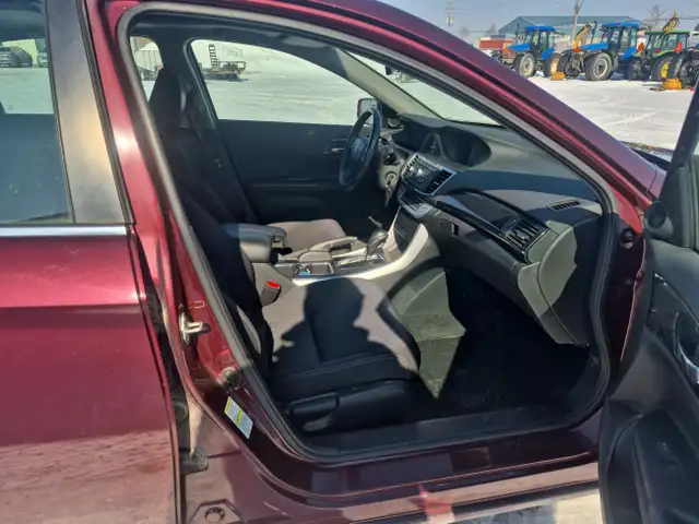 2015 Honda Accord - Photo 25