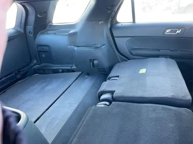 2019 Ford Explorer - Photo 18