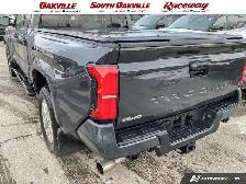 2025 Toyota Tacoma | 2 SETS OF WHEELS | HEATED SEATS | NO ACCIDE - Photo 11