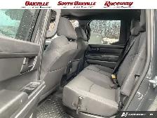 2025 Toyota Tacoma | 2 SETS OF WHEELS | HEATED SEATS | NO ACCIDE - Photo 23