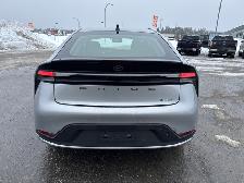 2026 Toyota Prius Plug-In Hybrid SE APPLE ANDRIOD CARPLAY / HEAT - Photo 4