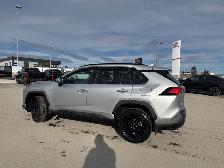 2022 Toyota RAV4 Hybrid LE LOW MILEAGE / HYBRID / AWD / REAR CAM - Photo 3