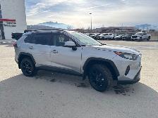 2022 Toyota RAV4 Hybrid LE LOW MILEAGE / HYBRID / AWD / REAR CAM - Photo 7