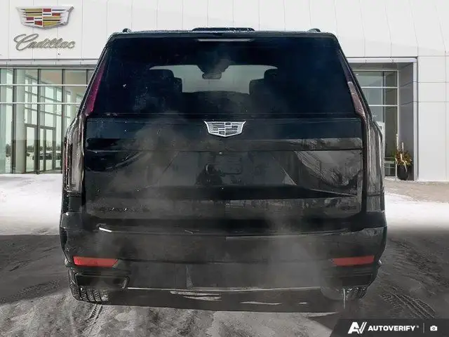 2023 Cadillac Escalade 4WD Sport Platinum - Photo 4