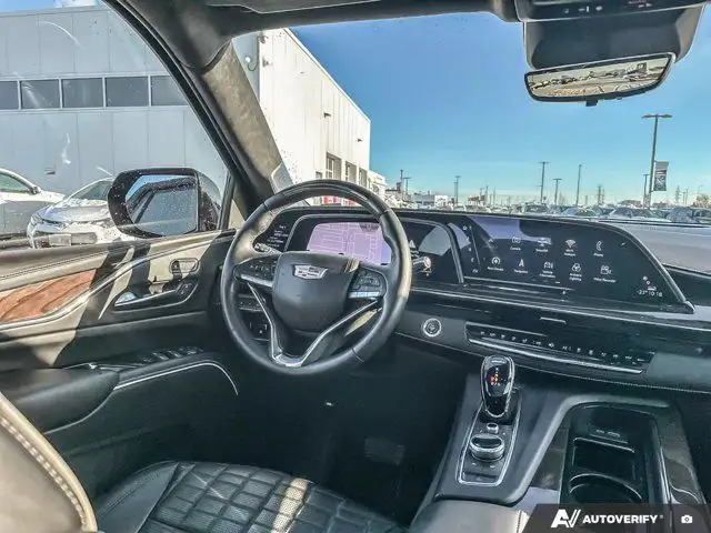 2023 Cadillac Escalade 4WD Sport Platinum - Photo 9