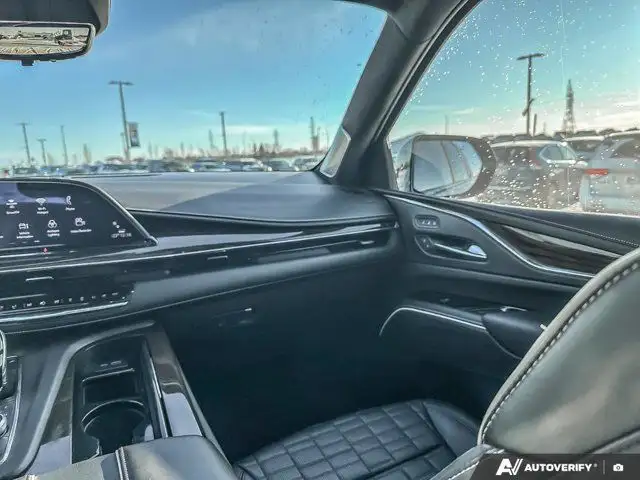 2023 Cadillac Escalade 4WD Sport Platinum - Photo 11