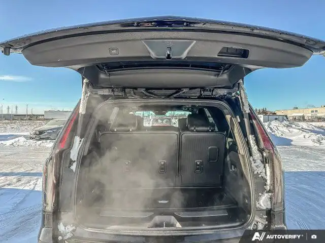 2023 Cadillac Escalade 4WD Sport Platinum - Photo 19