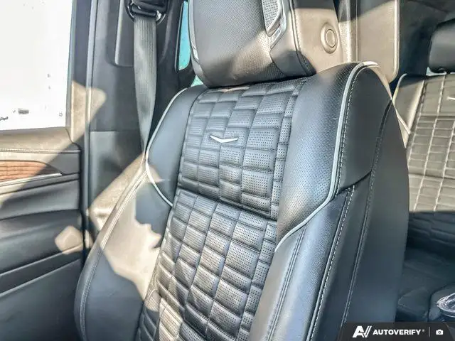 2023 Cadillac Escalade 4WD Sport Platinum - Photo 23