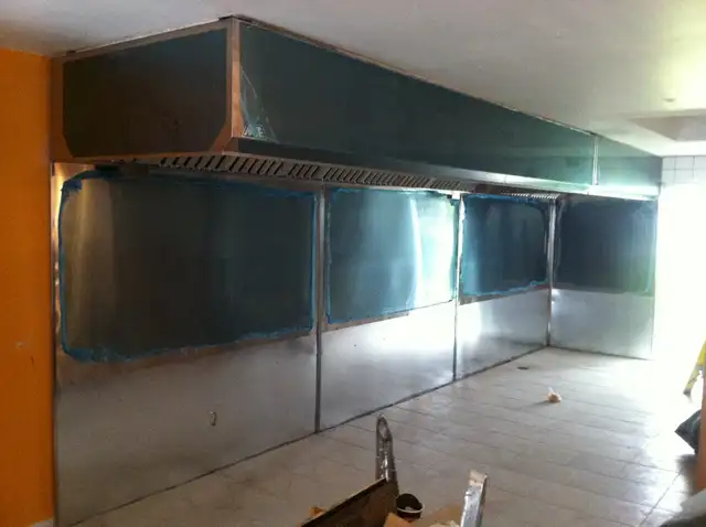 HOTTE DE CUISINE-RESTAURANT-SERVICE-514-824-2605-URGENCE