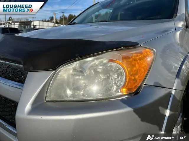 2009 Toyota RAV4 Limited I4 - Photo 7