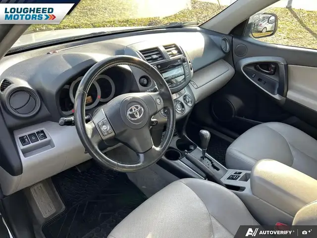 2009 Toyota RAV4 Limited I4 - Photo 9