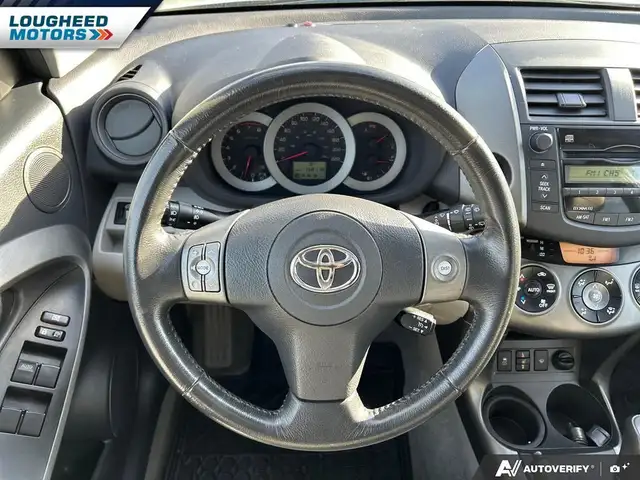 2009 Toyota RAV4 Limited I4 - Photo 10