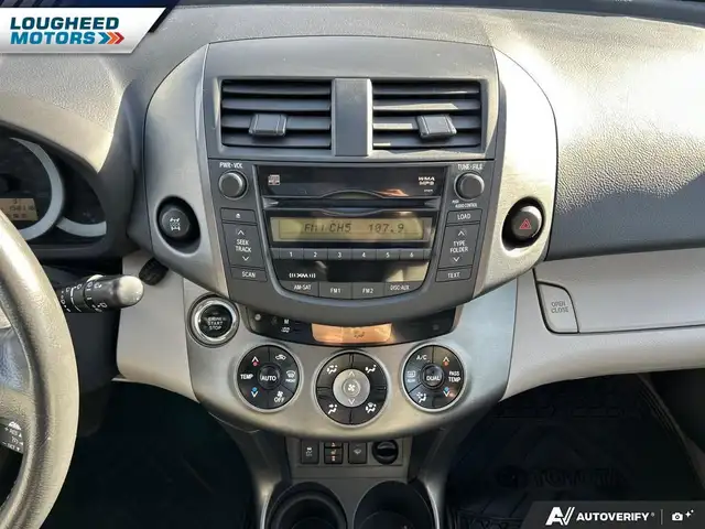 2009 Toyota RAV4 Limited I4 - Photo 15