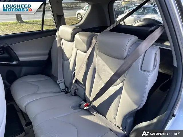 2009 Toyota RAV4 Limited I4 - Photo 19