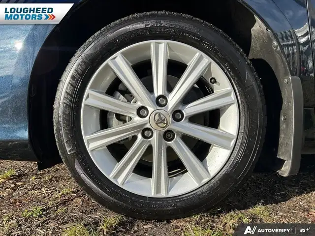 2012 Toyota Camry XLE - Photo 6