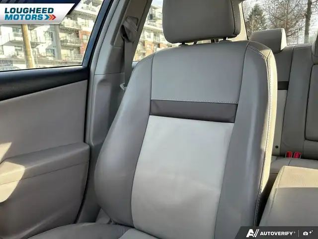 2012 Toyota Camry XLE - Photo 16