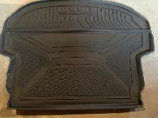 2015 Santa Fe Cargo Liner