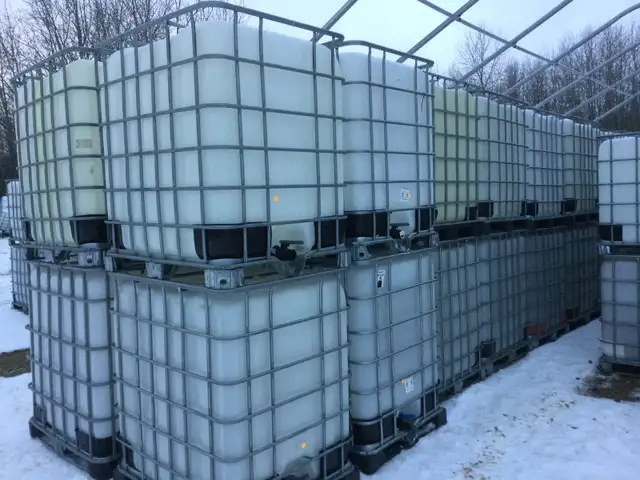 Water Container/Tote/Tank/Fuel - Photo 2