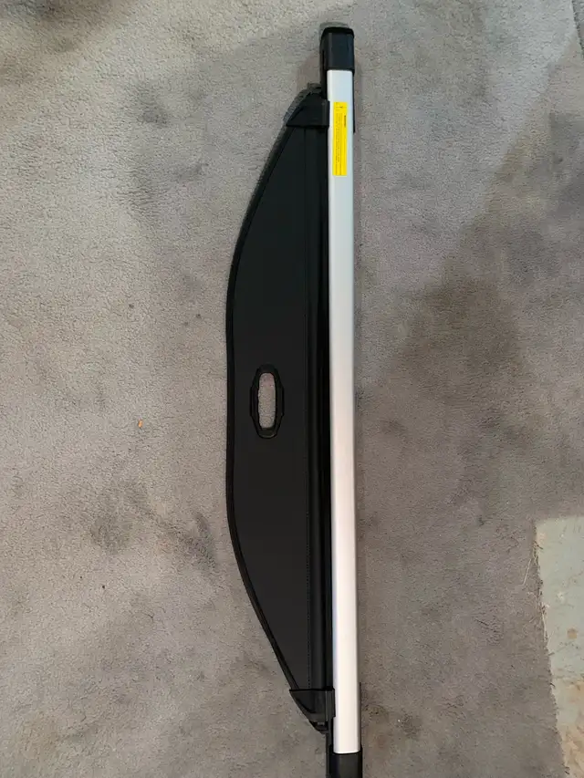 2015 Santa Fe Cargo Cover - Photo 3