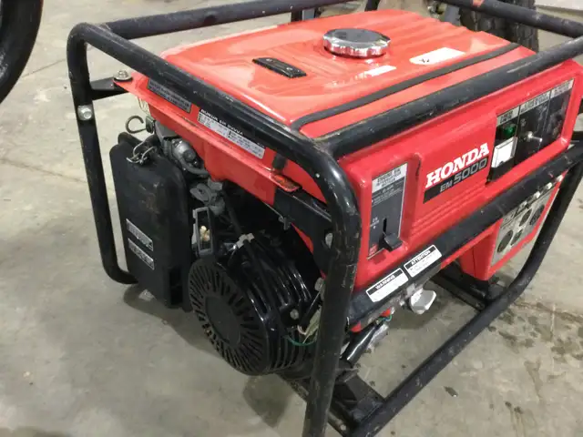 Honda Generator - Photo 2