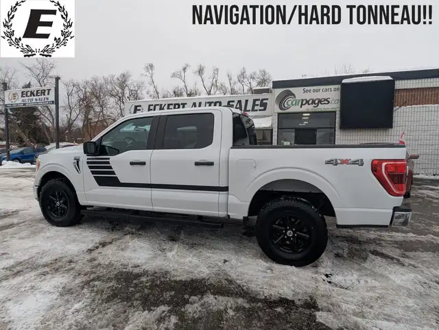 2022 Ford F 150 XLT SUPERCREW WITH NAVIGATION!