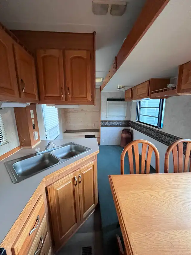 Seasonal Trailer For Sale @Springlake RV Resort Ingersoll Ont - Photo 4