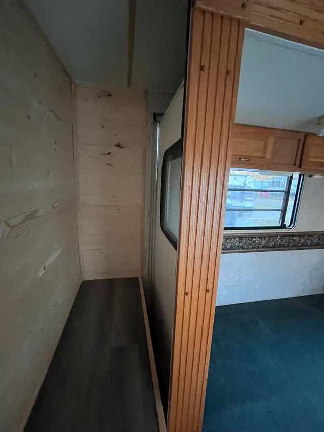 Seasonal Trailer For Sale @Springlake RV Resort Ingersoll Ont - Photo 6