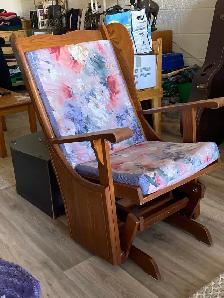 chaise berçante ou fauteuil - Photo 3