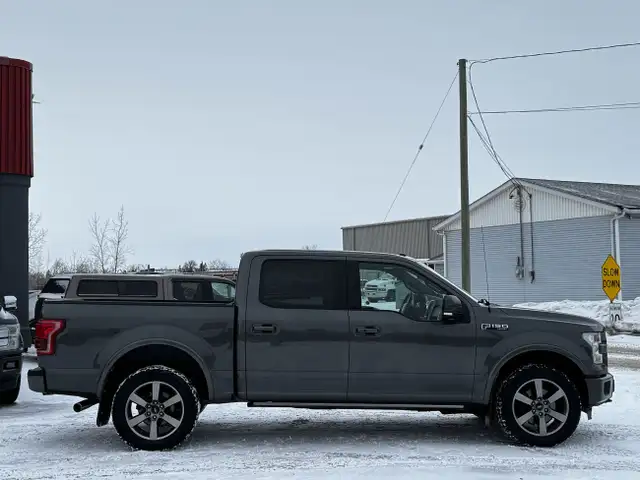 2016 Ford F-150 Lariat Super Crew FX4 REMOTE START/BLUETOOTH - Photo 6