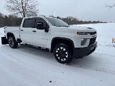 2020 Chevy Silverado 2500Hd. - Photo 3